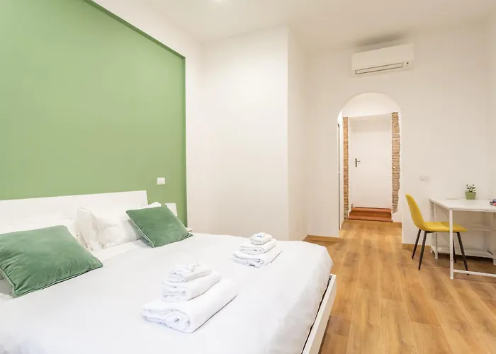 2 Bdr Navona Quintessential Charm Apartamento *