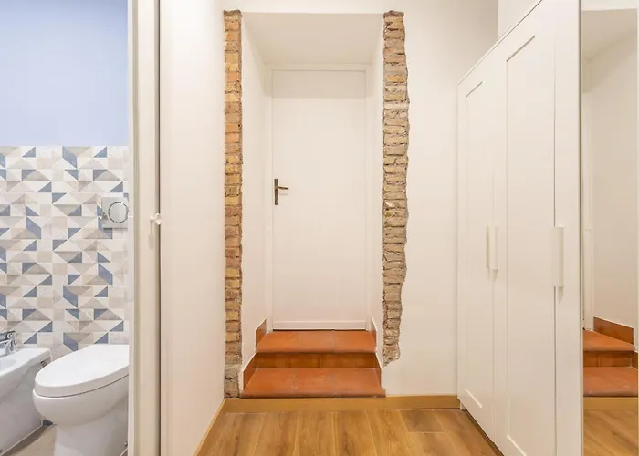 2 Bdr Navona Quintessential Charm