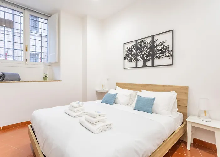 2 Bdr Navona Quintessential Charm